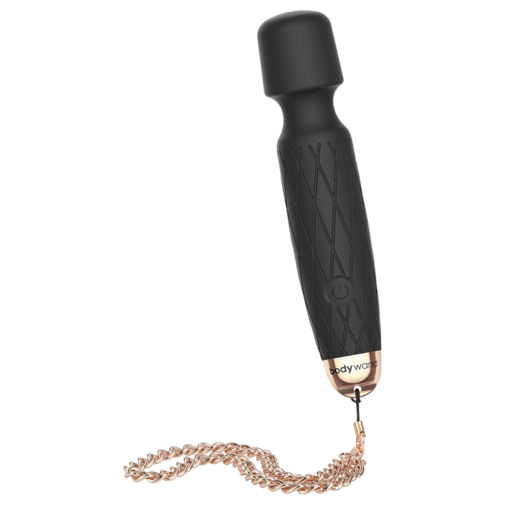 E-shop Bodywand Luxe - dobíjací mini masážny vibrátor (čierny)